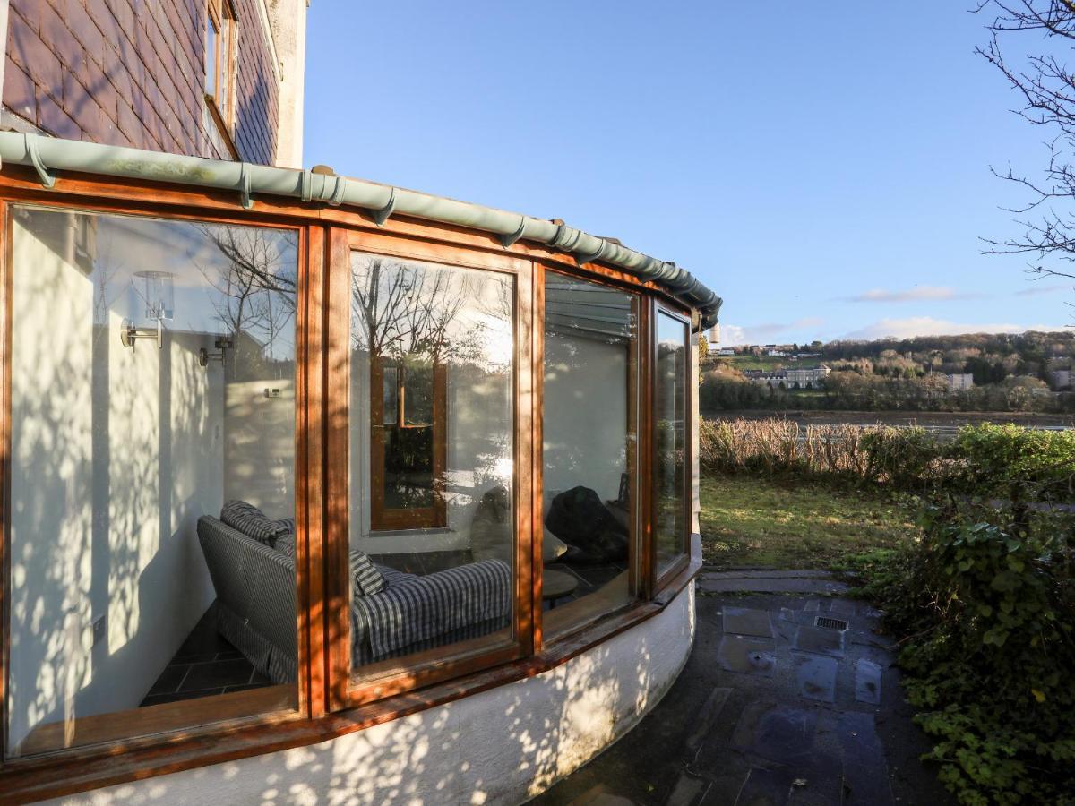 Ynys Faelog Cottage Menai Bridge Bagian luar foto