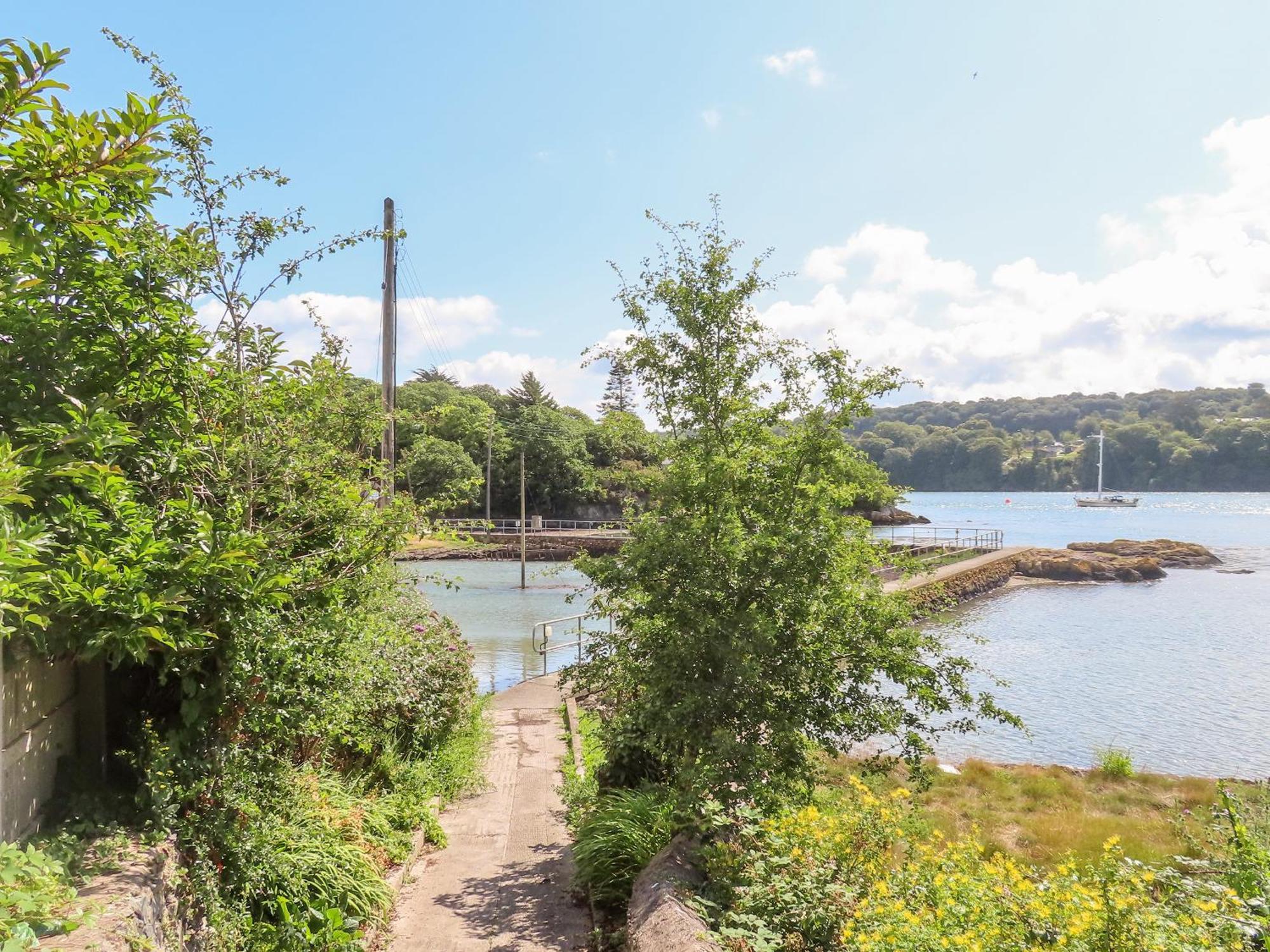 Ynys Faelog Cottage Menai Bridge Bagian luar foto